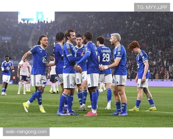 巴黎FC主场4-1大胜摩纳哥,伊科内双响因莫比莱建功